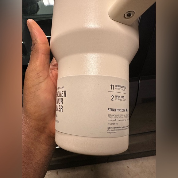 Stanley Cream Rose Gold Protour 40oz - Picture 6 of 13